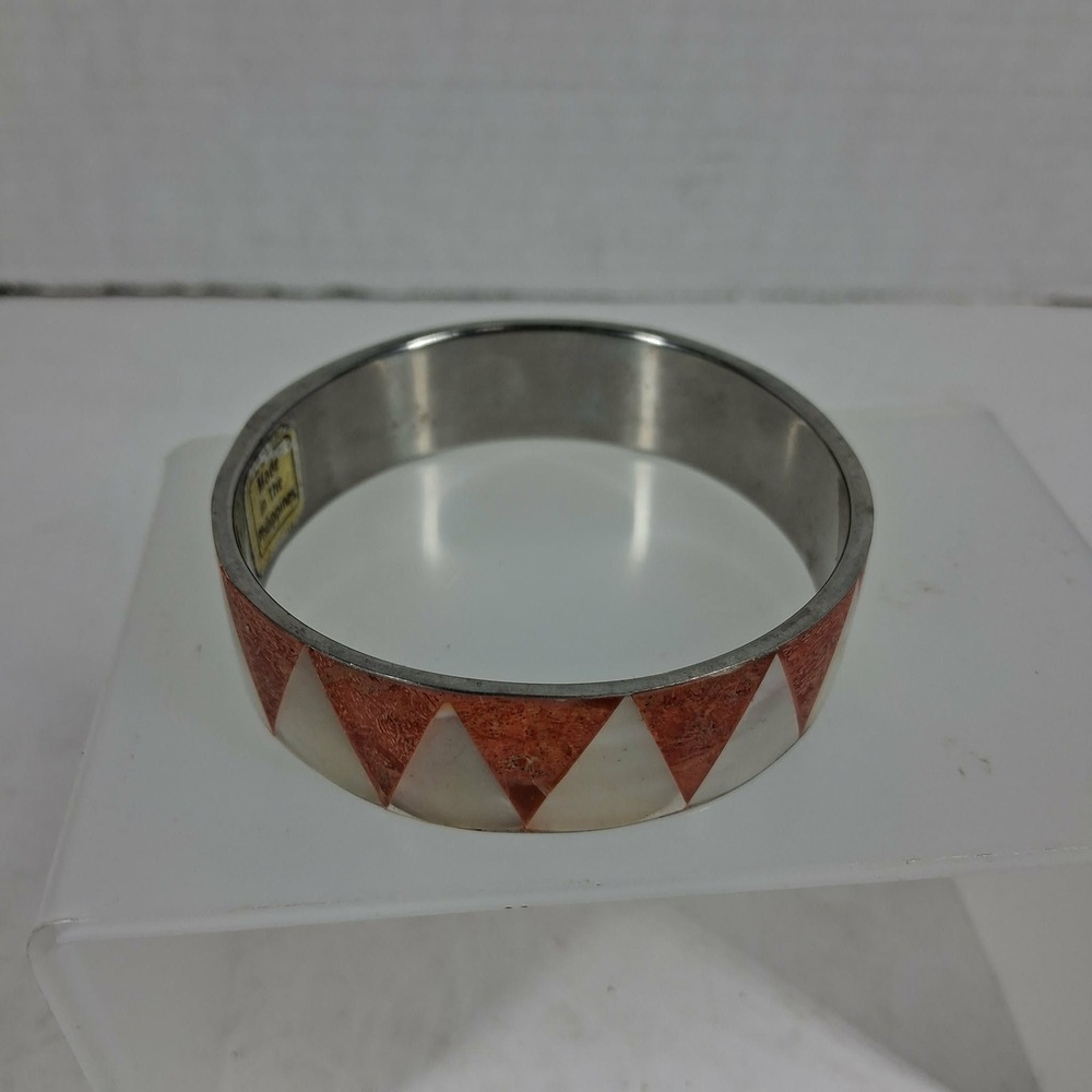 Vintage Mother of Pearl‎ Coral Inlay Triangle Bangle Bracelet Philippines Silver